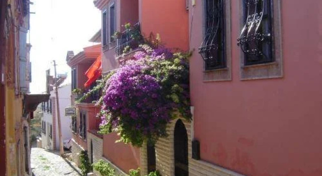 Cundahan Guesthouse, Rezervovat Hotel Hotely v Cunda s parkováním, Parkování