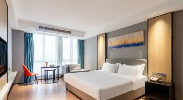 Люкс Comfort Flying Song Hotel(Ningbo Baihe Metro Station Caihong South Road Store)