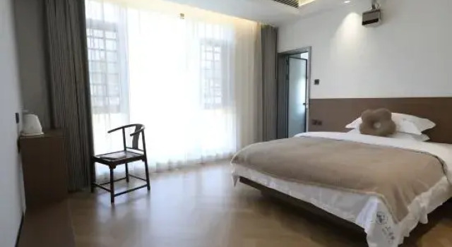 Люкс Deluxe Fenghuangshan Jufu Homestay