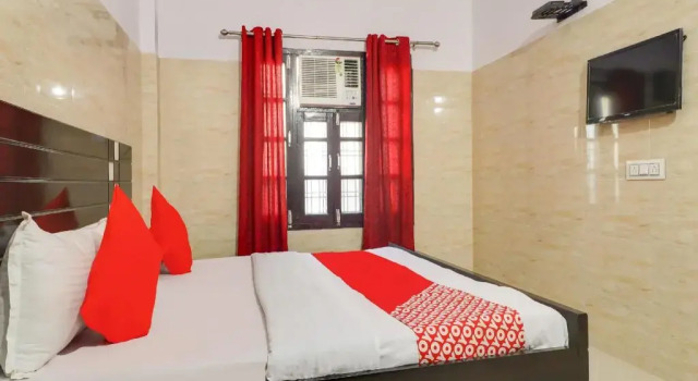 Hotel Mauryans by OYO Rooms