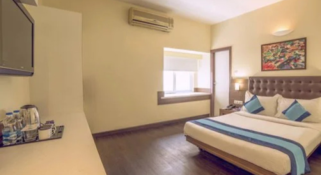 Hotel Mint Downtown - 4 Nights, Bangalore, India