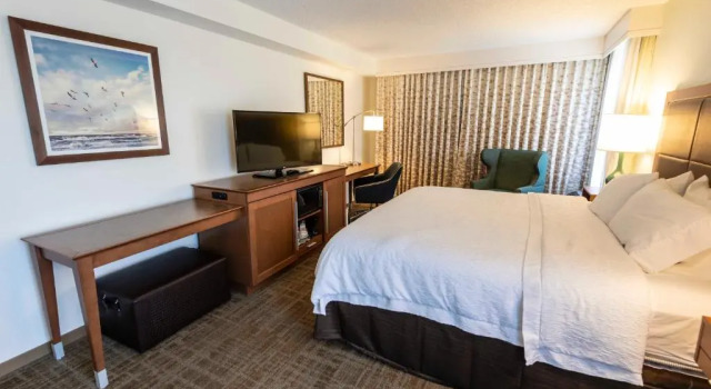 Номер Standard с видом на поле для гольфа Hampton Inn Boca Raton