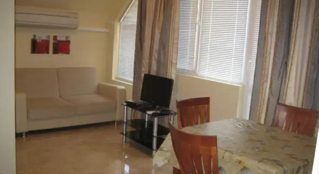 Ahinora Apartments