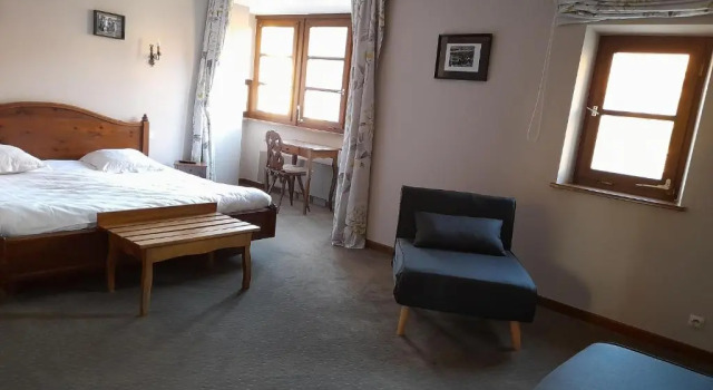 Четырёхместный номер Standard Hôtel Berceau Du Vigneron