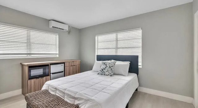 1BR Getaway by Dania & Hollywood Beach, Забронировать Апартаменты/квартира Апартаменты Голливуд-Бич, Апартаменты/квартира