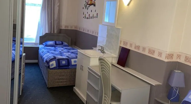 Трёхместный номер Standard Funky Towers