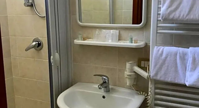 Номер Standard Cristal Hotel