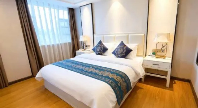 Люкс Business Baiyu Yunlong Hotel (Lijiang Ancient City)