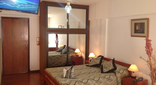 Apart Hotel Family, Rezerwuj Apartamentowiec hotelowy Hotele w Buenos Aires z parkingiem, Parking