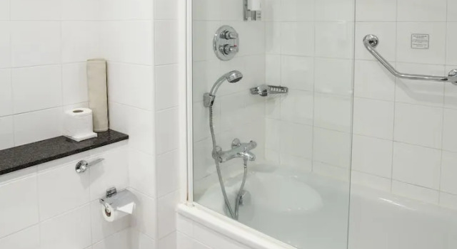 Трёхместный номер Deluxe с балконом Maldron Hotel Smithfield Dublin City