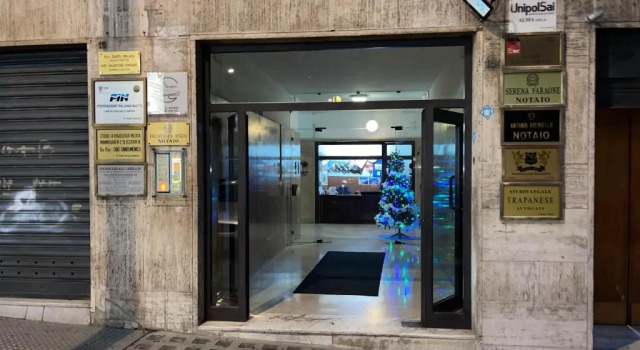Bed And Breakfast Napoli Bracco, Забронировать Отель Отели Неаполя с парковкой, рядом с Кафедральный собор Неаполя, Парковка