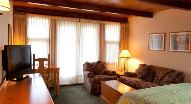 Post Hotel & Spa, Prenota Resort Lake Louise Lake Louise Ski Region