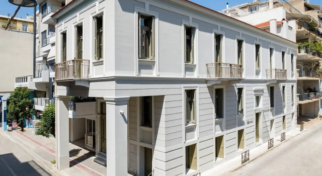 Eramai Patra, Rezervați Hotel Patras Achaia
