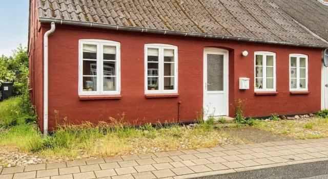 6 Person Holiday Home in Bredebro