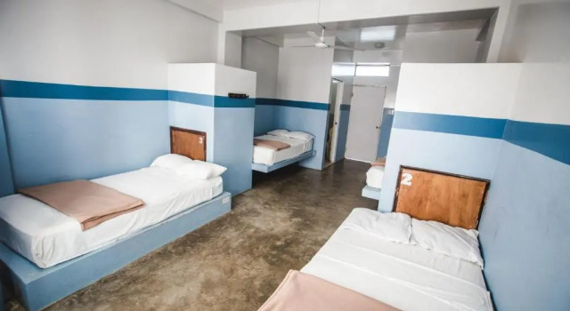 Vuode makuusalissa Loki del Mar - Hostel