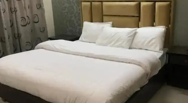 Camera Deluxe Holyzen Guest House Islamabad