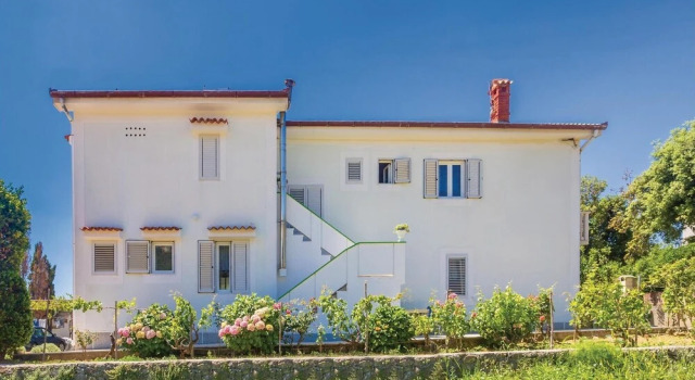 Awesome Home in Rab With Wifi and 2 Bedrooms, Prenota Hotel Arbe 
