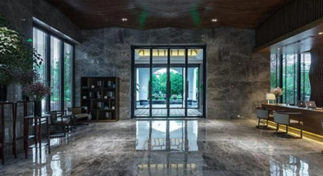 Sunshine Peninsula Jinsha Hotel