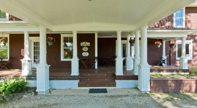 Auberge la Raveaudière, Buchen Sie Hostel Hostels in Hatley, Hostel