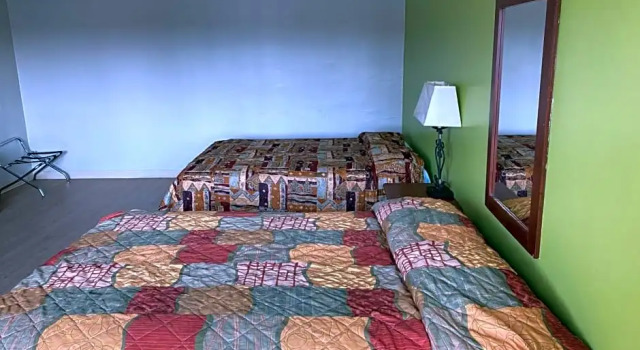 Номер Superior Inland Inn & Suites
