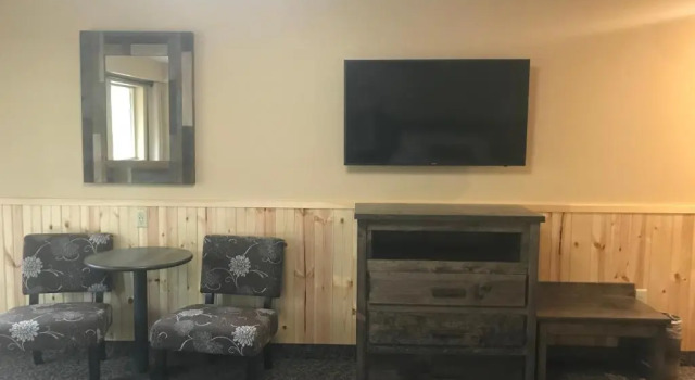 Номер Deluxe McKinley Creekside Cabins