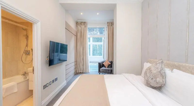 Номер Standard с балконом 20 Hertford Street - Mayfair Apartments