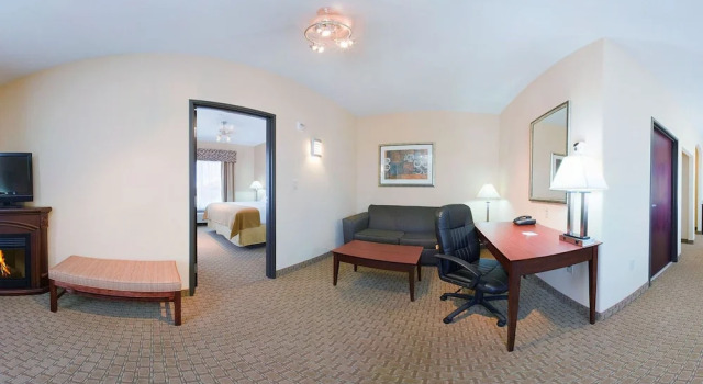 Люкс c 1 комнатой Holiday Inn Express Guymon by IHG