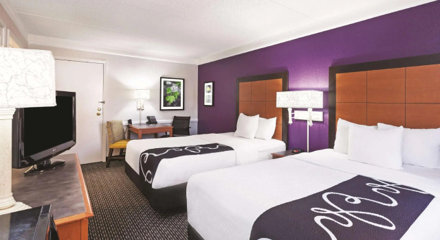 Четырёхместный номер Standard La Quinta Inn by Wyndham Midland