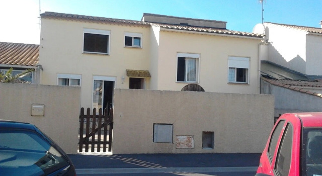 Charmante chambre d'hôte, Rezervasyon Otel Sigean otoparklı oteller, Otopark