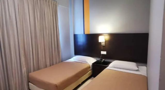 One World Lodging