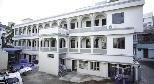 Sri Subbiah Inn By OYO Rooms