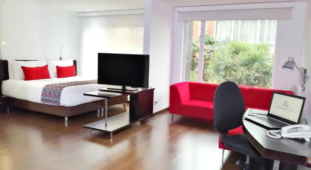 Люкс Richmond Suites Hotel