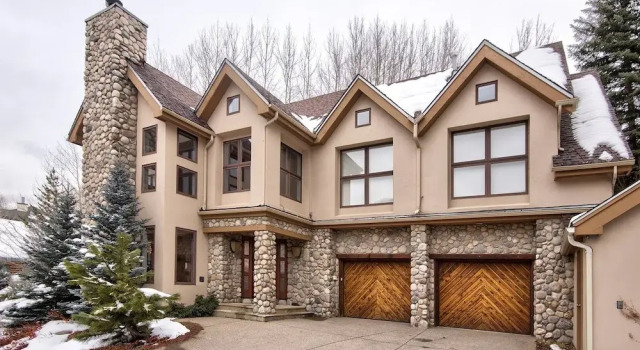 Vermont Road Chalet