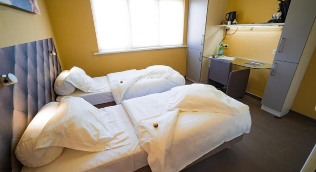 Suro Bed and Breakfast, Забронировать Отель «постель и завтрак» Отели Гента с завтраком, рядом с STAM Ghent City Museum, Завтраки