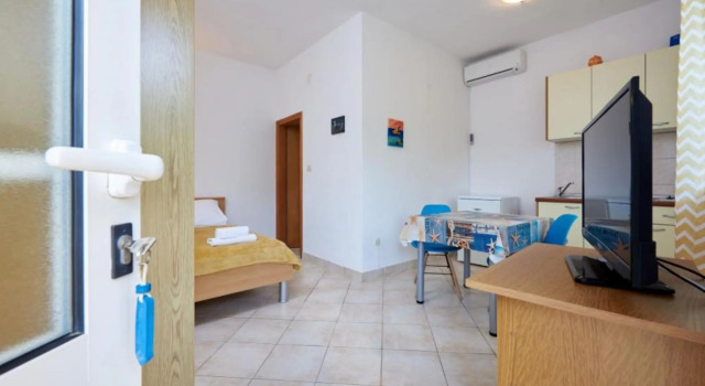 Mare - 30 m From Pebble Beach - SA1