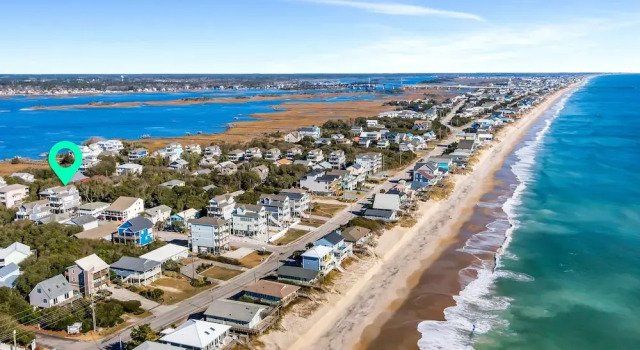 Студия Across the Pond by Topsail Realty