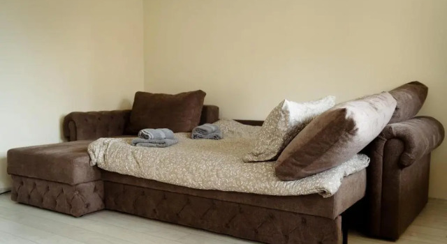Cozy house with garden close to the city center and Airport Maximum four persons
