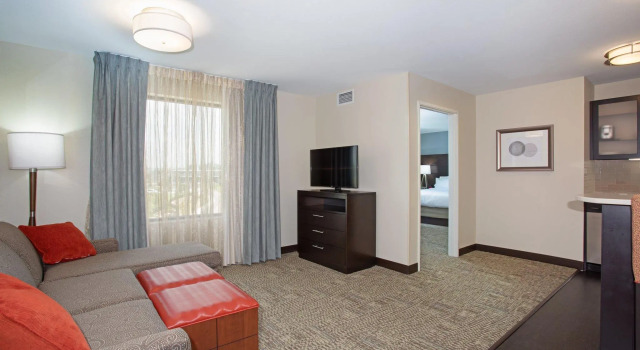 Двухместный люкс c 1 комнатой Staybridge Suites Denver South - Highlands Ranch by IHG