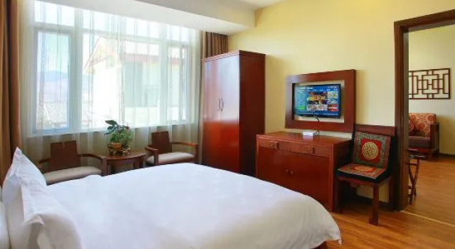 Люкс Business Guangdu Airport Hotel Lijiang