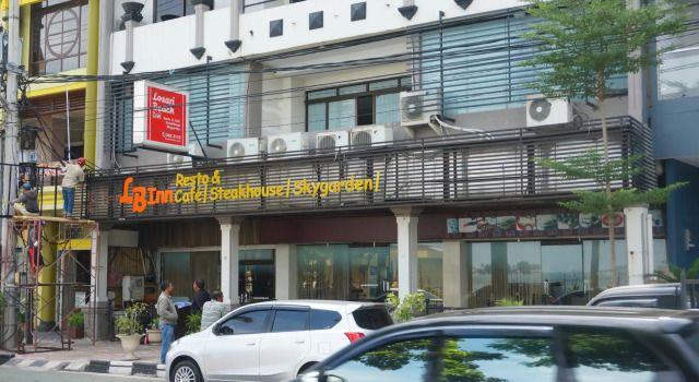 Losari Beach Inn