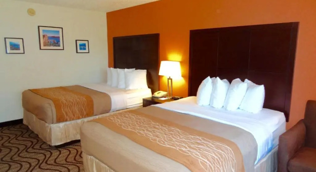 Четырёхместный номер Standard Country Inn & Suites by Radisson, Coeur dAlene