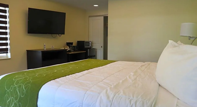 Двухместный номер Standard Curtis Inn & Suites