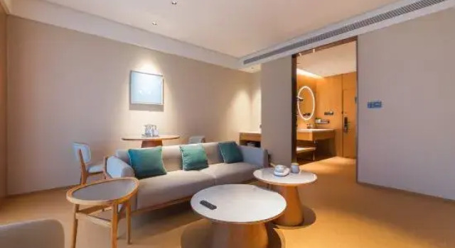 Люкс Deluxe JI Hotel (Tianjin Meijiang Convention Center Changling Road Subway Station)