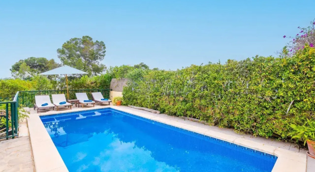 Xilvar in Mallorca With 3 Bedrooms and 2 Bathrooms