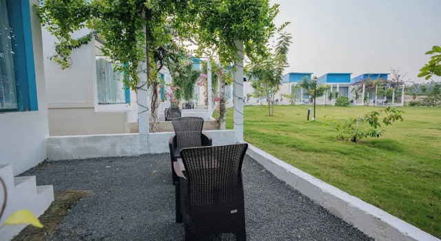 Номер Executive Seaborne Beach Resort