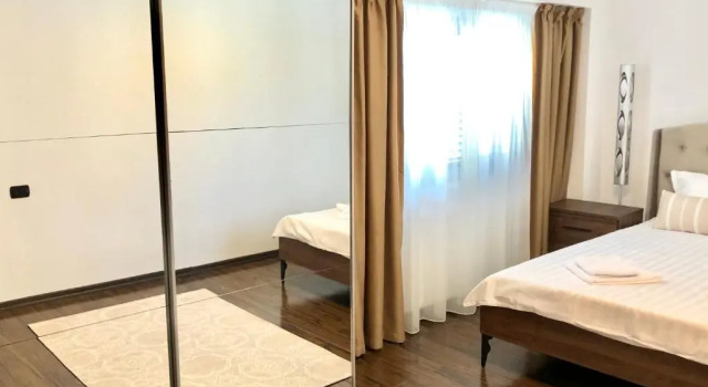 Cara Apartment - 5 min walk to the beach (Delfinariu - bd. Mamaia), Забронировать Апартаменты/квартира Апартаменты Констанцы, рядом с Спортивный комплекс Gravity Park, Апартаменты/квартира