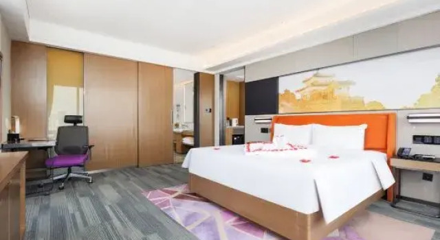Люкс с видом на парк Hampton By Hilton Handan Congtai