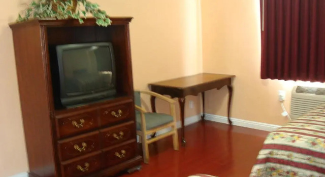Четырёхместный номер Standard Travel Inn