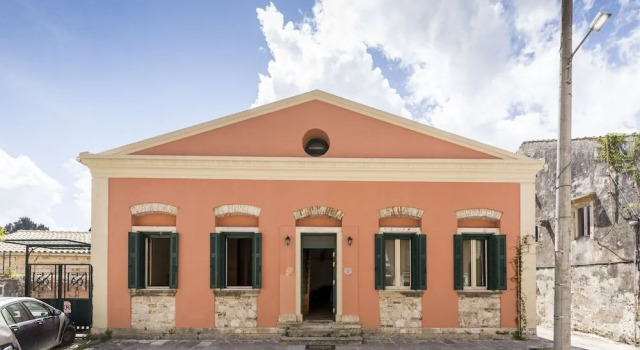 Moraitis Mansion