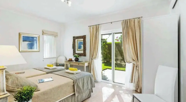 Вилла с 4 комнатами с балконом Villa Sunset Golf